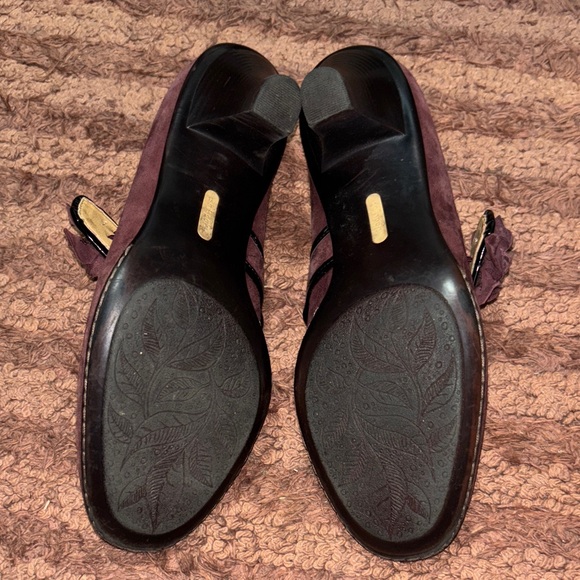 Softspots Women's Suede Mary Jane Flats - Burgundy - Picture 5 of 9